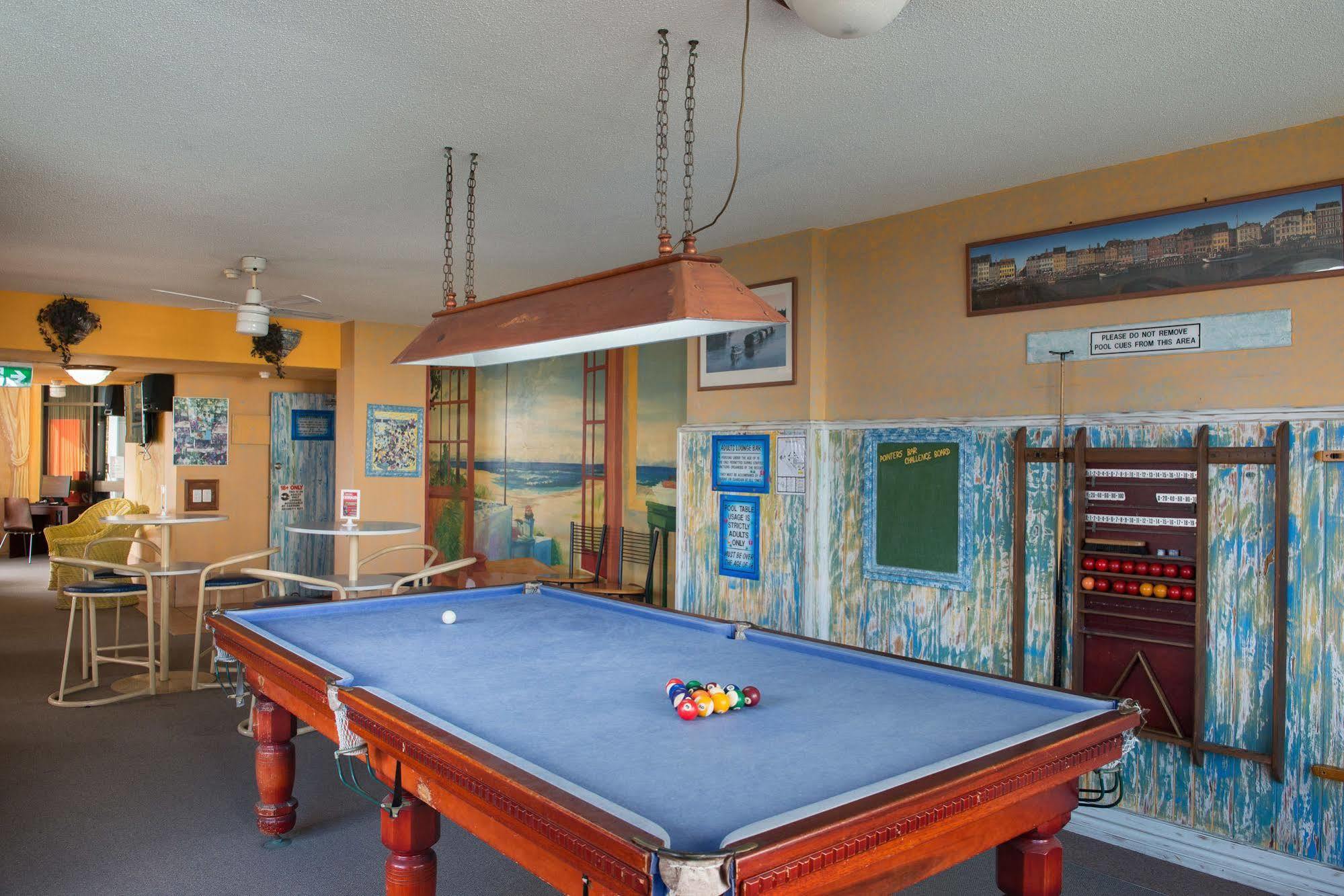 Sandy Point Beach Resort ゴールドコースト エクステリア 写真